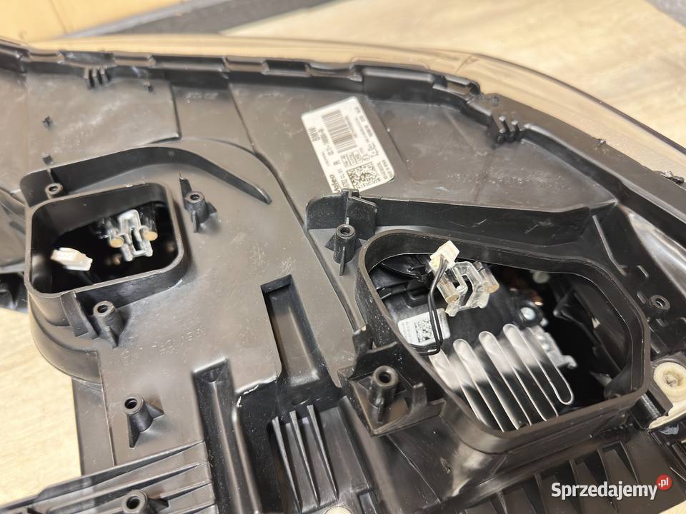 Lampa F48 Full Led prawy przód 7495004 Leszno