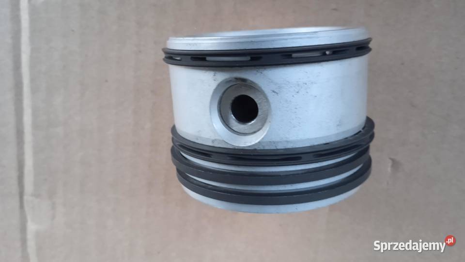 Ursus 281235124512 MF235 MF255 tłok sprężarki Bychawa
