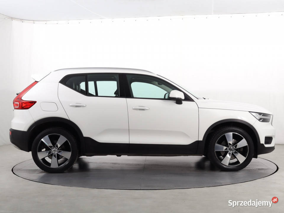 Volvo XC40 D4 AWD elektryczne lusterka Katowice sprzedam