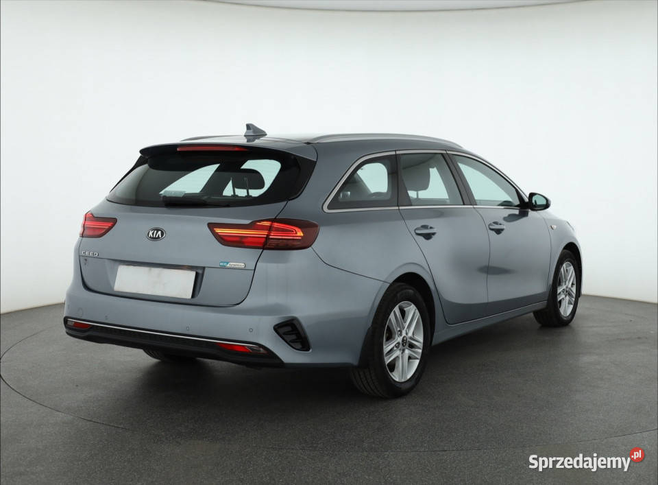 Kia Ceed 16 CRDi MHEV sprzedam