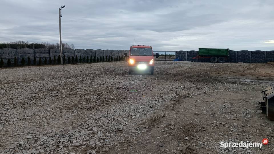 Iveco Daily autolaweta 6 osobowy podwójna kabina Szadek sprzedam