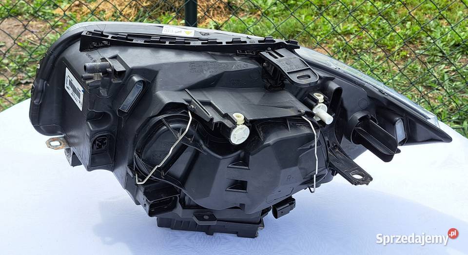 LAMPA PRAWA PRZÓD PRZEDNIA XENON BMW 1 E87 E82 Mielęcin