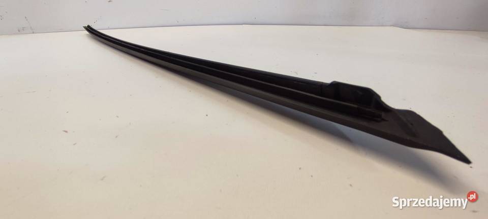 VW TAYRON LISTWA SZYBY CZOŁOWEJ PRAWA 571854328A