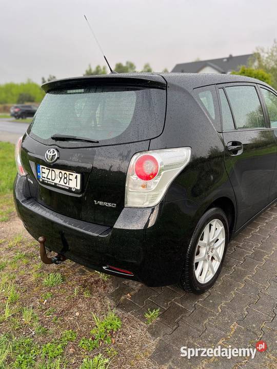Toyota Verso 18 BenzLpg 7 osobowy hak kamera Verso łódzkie Zduńska Wola
