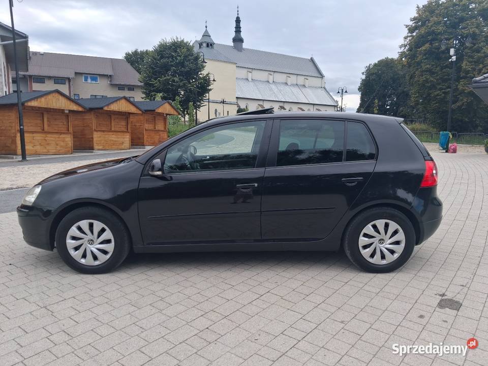 Ladny golf 5 Wersia Tour klima szyberdach Golf Nowa Słupia sprzedam