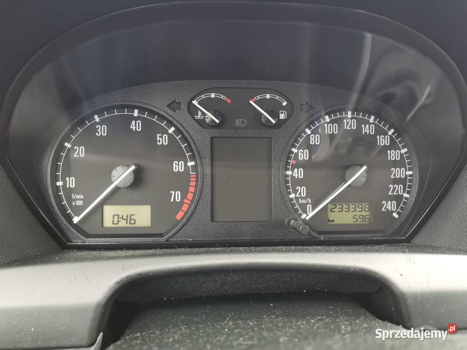 Skoda Fabia 14 MPI 101 KLIMA ASR CZUJNIKI Stara Zbelutka