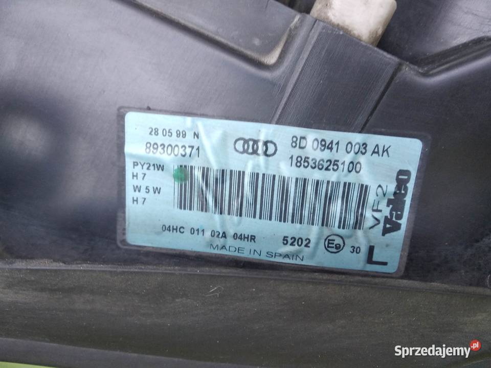 Audi A4 B5 LIFT FL lampa przednia lewa reflektor Sieradz