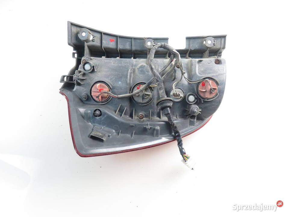 LAMPA PRAWA TYLNA KIA CEED I SW ED 167586 osobowe