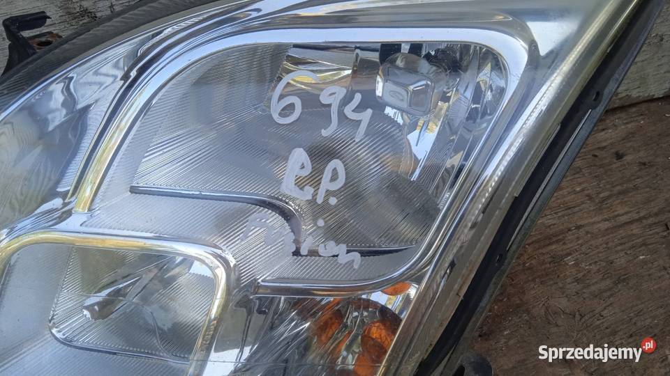 FORD FUSION MK1 USA LAMPA PRZÓD LEWA wielkopolskie Zbierkowo