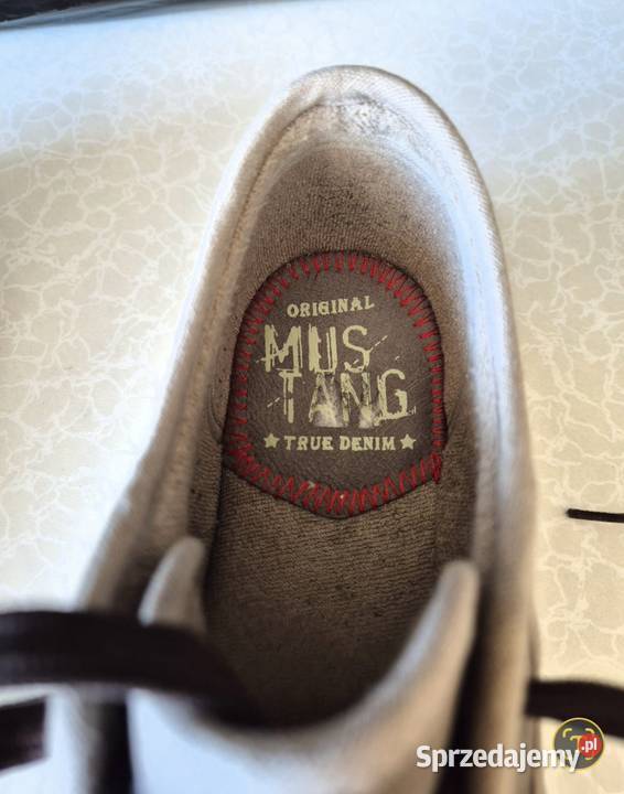 Buty Mustang 42 Sportowe dolnośląskie sprzedam