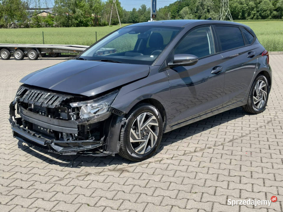 Hyundai i20 10 GDI benz 100 bez przebiegu uszkodzony Kęty sprzedam