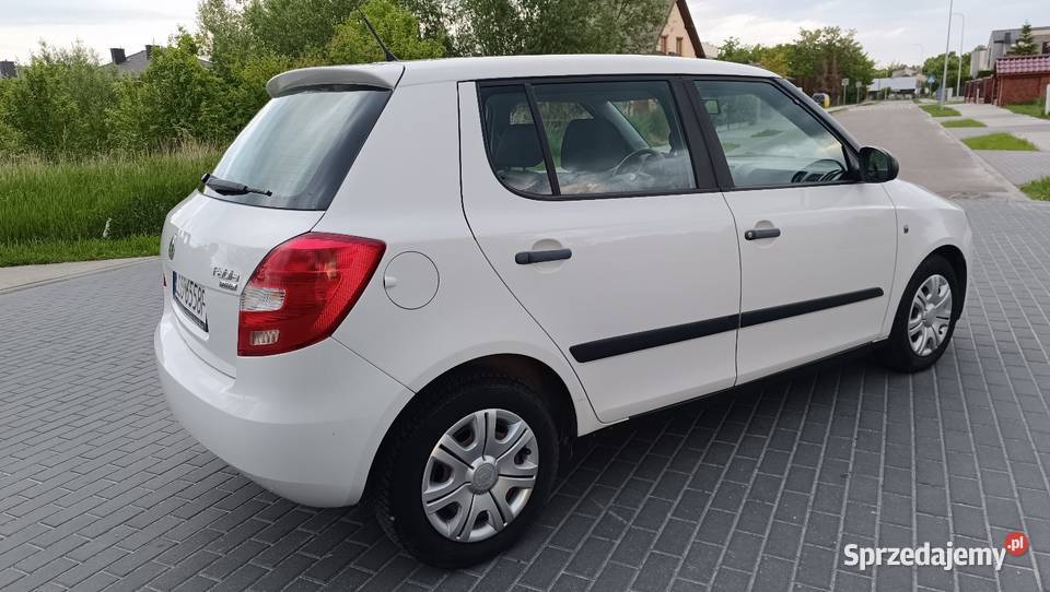 Skoda fabia 12 MPI klima niski przebieg biała Hatchback lubelskie Łuków