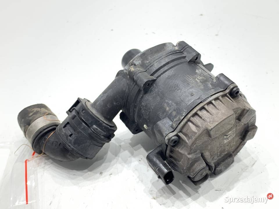 DODATKOWA POMPA WODY BMW G30 8638237 20 184 osobowe sprzedam