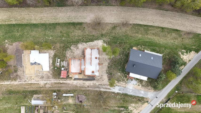 Dom wolnostojący 1675m2 Dąbrówka