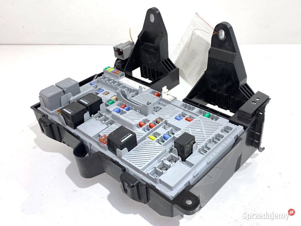 SKRZYNKA BEZPIECZNIKÓW JAGUAR XF II JX6314N030AB