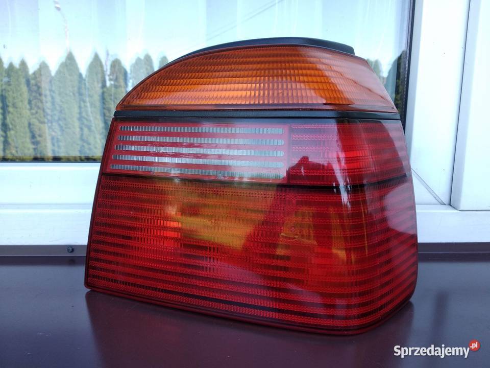 VW Golf MK3 III lampy tył tylne prawa lewa osobowe Sieradz