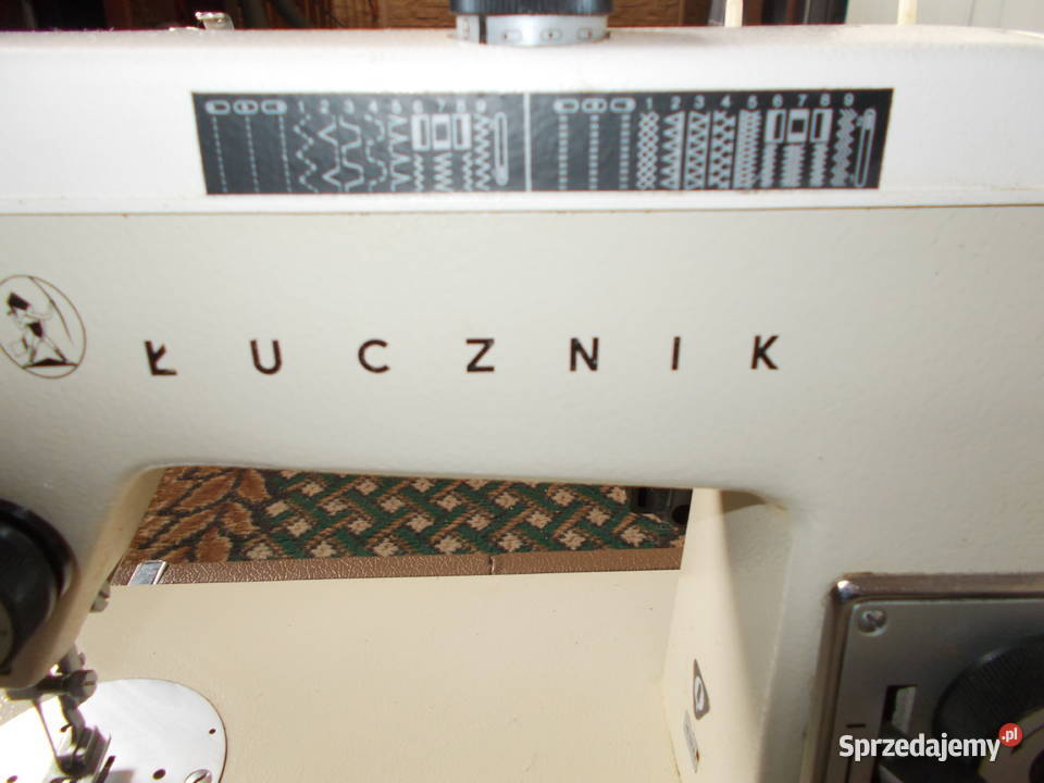 Maszyna do szycia ŁUCZNIK RADOM sprzedam