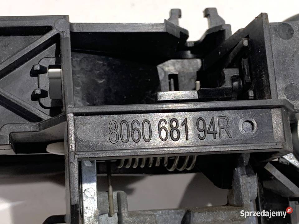 KLAMKA ZEWNĘTRZNA PRAWY PRZÓD RENAULT MASTER III Klamki