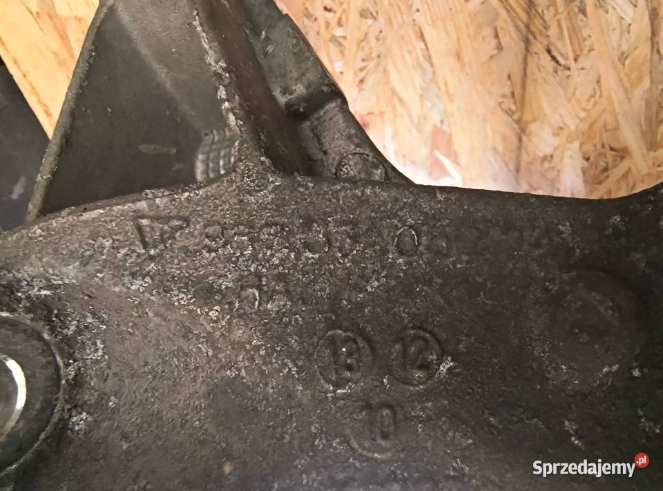 Zawieszenie skrzyni silnika sanki tył Porsche