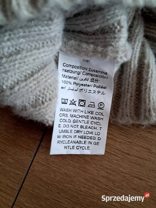 Krótki sweter damski vneck Łódź