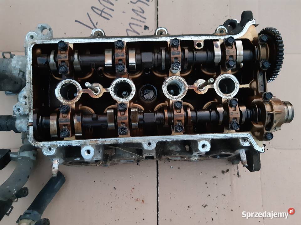 Yaris I 10 VVTI Glowica z walkami Mińsk Mazowiecki