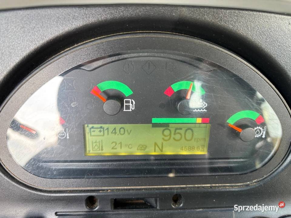 KOPARKOŁADOWARKA MARKI CATERPILLAR 432F2 Rok produkcji 2017