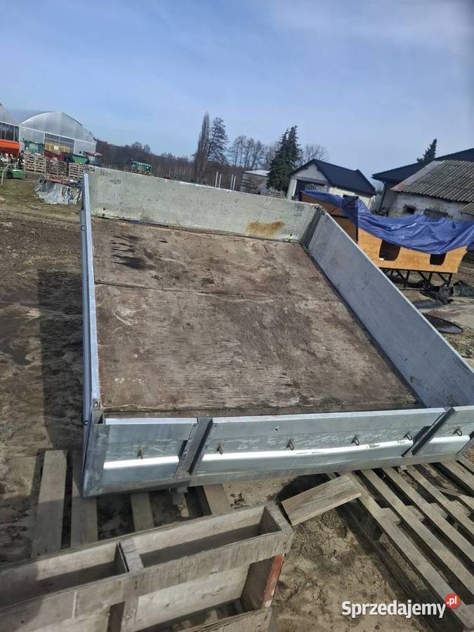 Sprzedam skrzynie ladunkowa 2 dostawcze Kurów
