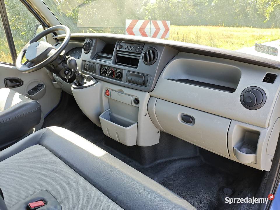 Renault Master 25dCi 120 35t do zabudowy 2008r relingi dachowe Motoryzacja