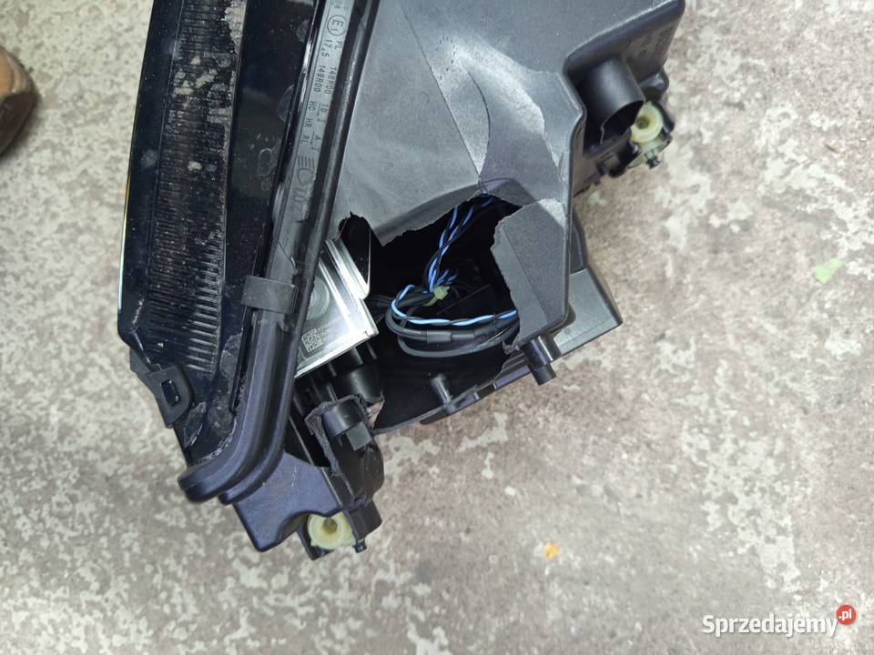 Reflektor lewy octavia crystal lighting osobowe