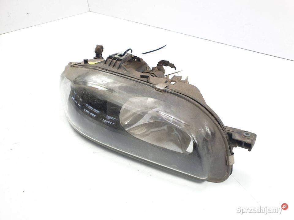 LAMPA PRAWA PRZÓD FIAT BRAVA Lipno
