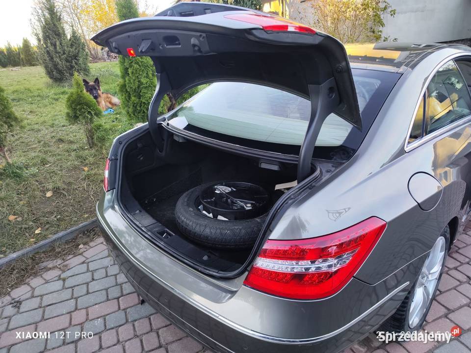 piękny Mercedes klasa E czujnik zmierzchu Klasa E