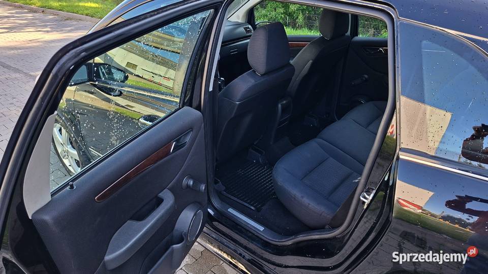 Ładny Mercedes B150 W245 15GAZłańcuch rozrządu aluminiowe felgi