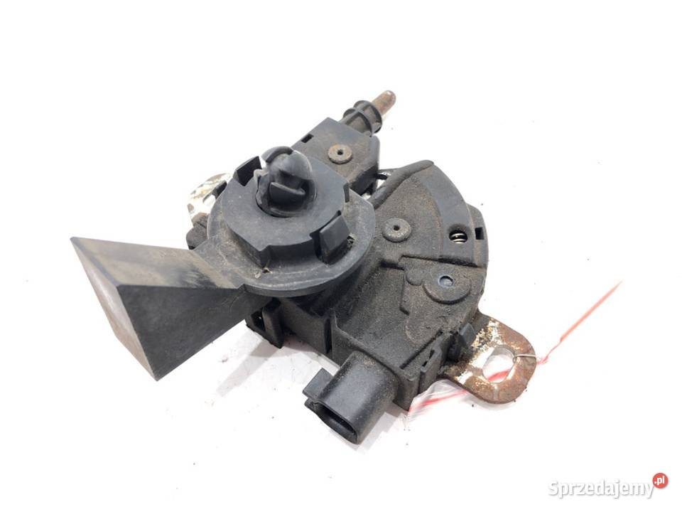 ZAMEK MASKI PRZÓD FORD FOCUS II Kombi 0412