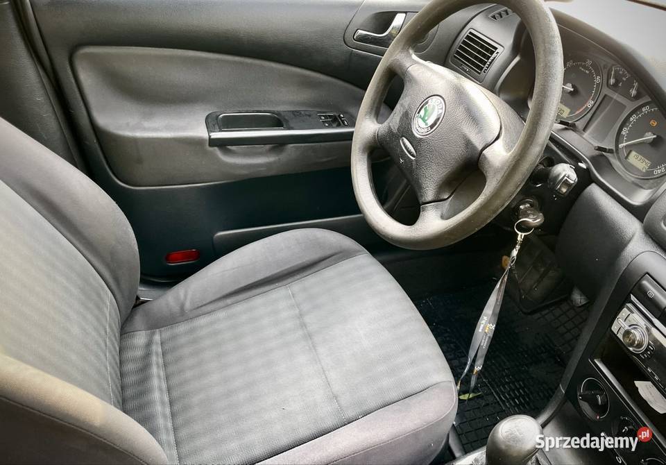 Skoda Octavia 19TDI 110 2005 klimatyzacja niski