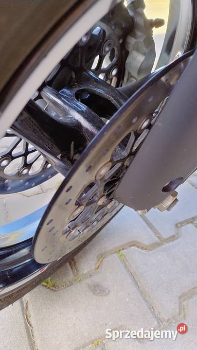 Suzuki GSXR 750 GSXR 2023 150 sportowy Tulce