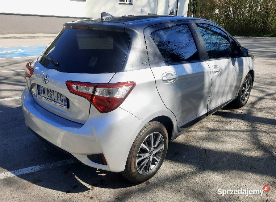 Toyota Yaris 15111 y20 Anniversary AUTOMAT Klima Rok produkcji 2020 Jaśkowice