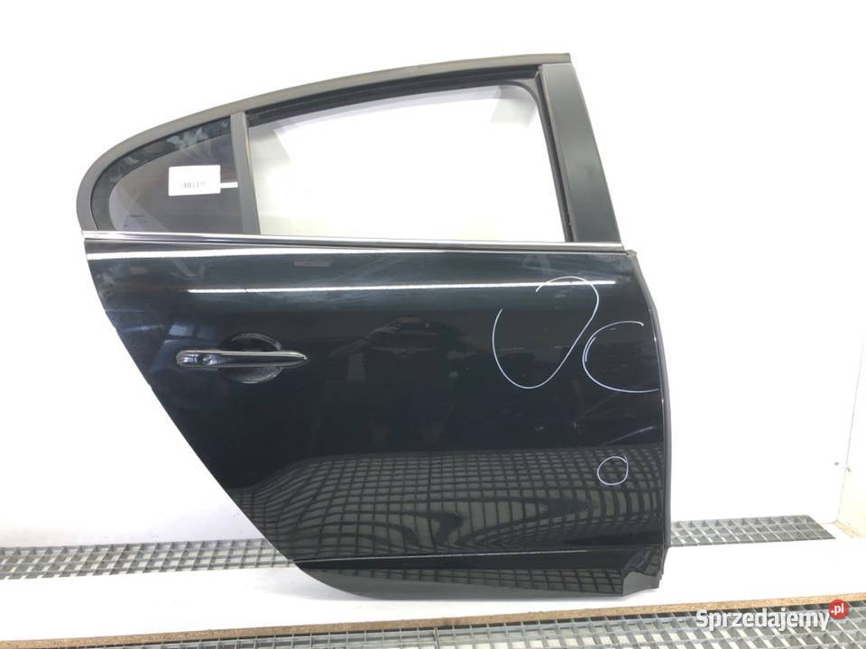DRZWI PRAWY TYŁ RENAULT FLUENCE SedanLimuzyna