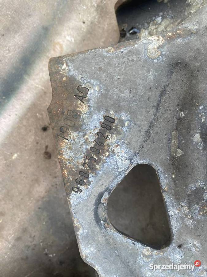 Komplet przednich mocowań amortyzatorów C5 Ostrów Wielkopolski