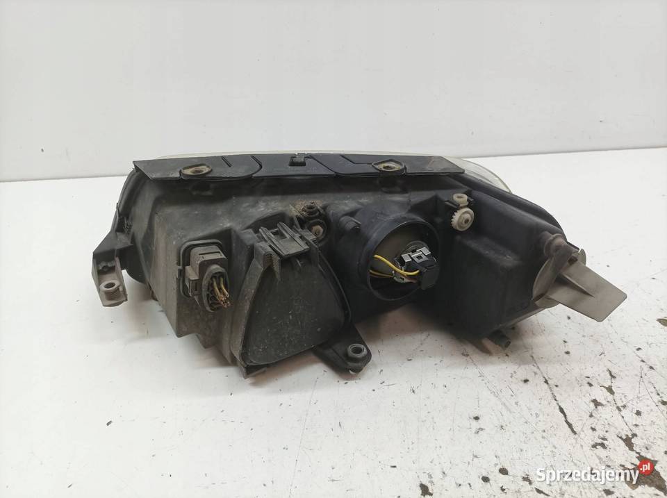 LAMPA PRZÓD PRAWA EU LIFT 1EL00835002 VW Passat