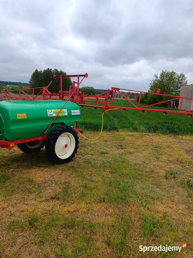 Opryskiwacz polowy ciągany 1500l Kraśnik