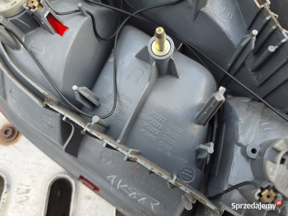 Lampy toyota Yaris 1 lampa lewa prawa komplet Lampy tylne Rzeszów