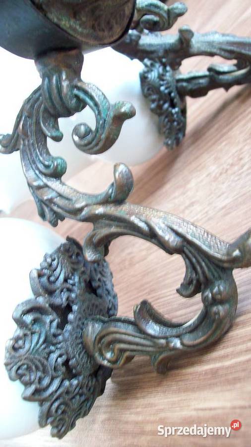 Podsufitowa stylowa lampa pięcioramienna z pomorskie