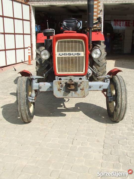 sprzedam ciągnik ursus c330
