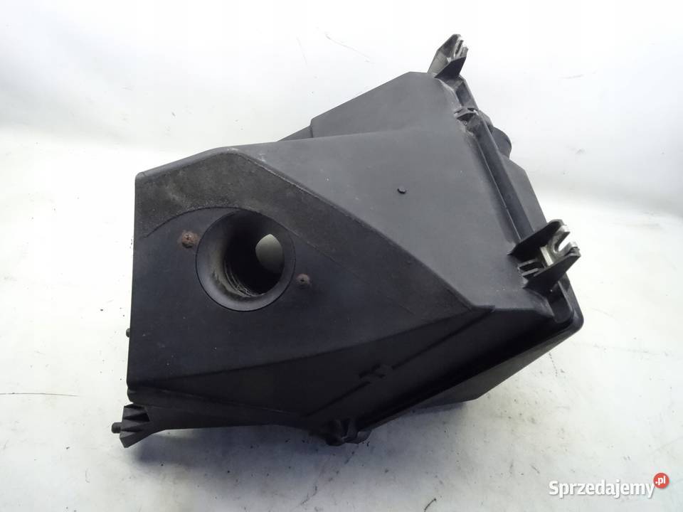 059133837H AUDI A8 D2 OBUDOWA FILTRA POWIETRZA Przemęt sprzedam