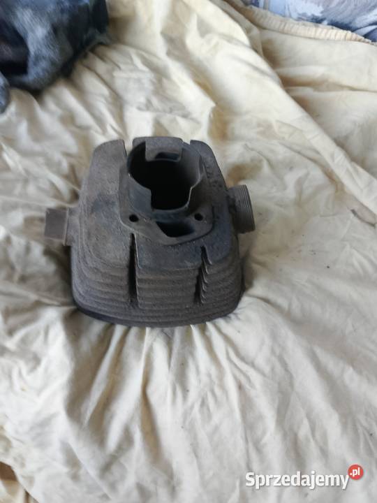 Cylinder żeliwny wsk Cylindry, głowice, pierścienie Syców