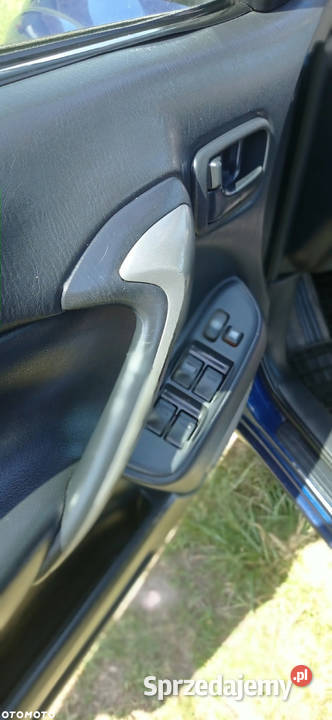 Toyota RAV4 niebieski metalik stan podlaskie Malinowo