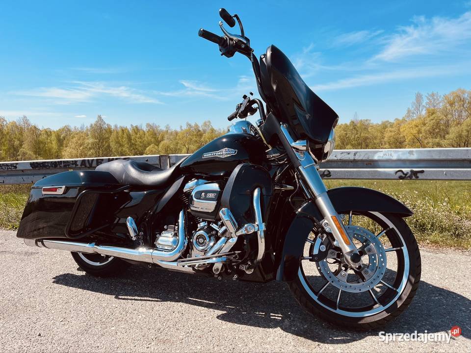 HarleyDavidson FLHX 107 Street Glide kufry Rogów