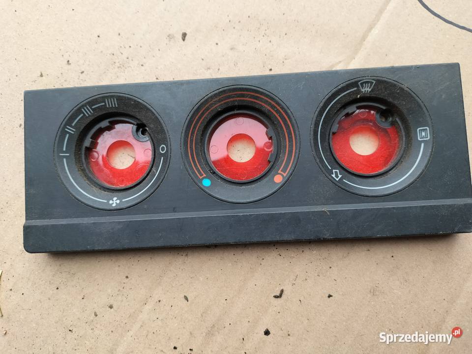 AUDI 80 B3 B4 80B4 NAKŁADKA NA PANEL NAWIEWU Kamień-Kolonia