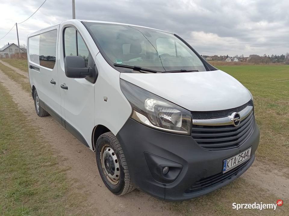 Opel Vivaro Trafic stan kamper przeczytaj opis biały Opel Tarnów
