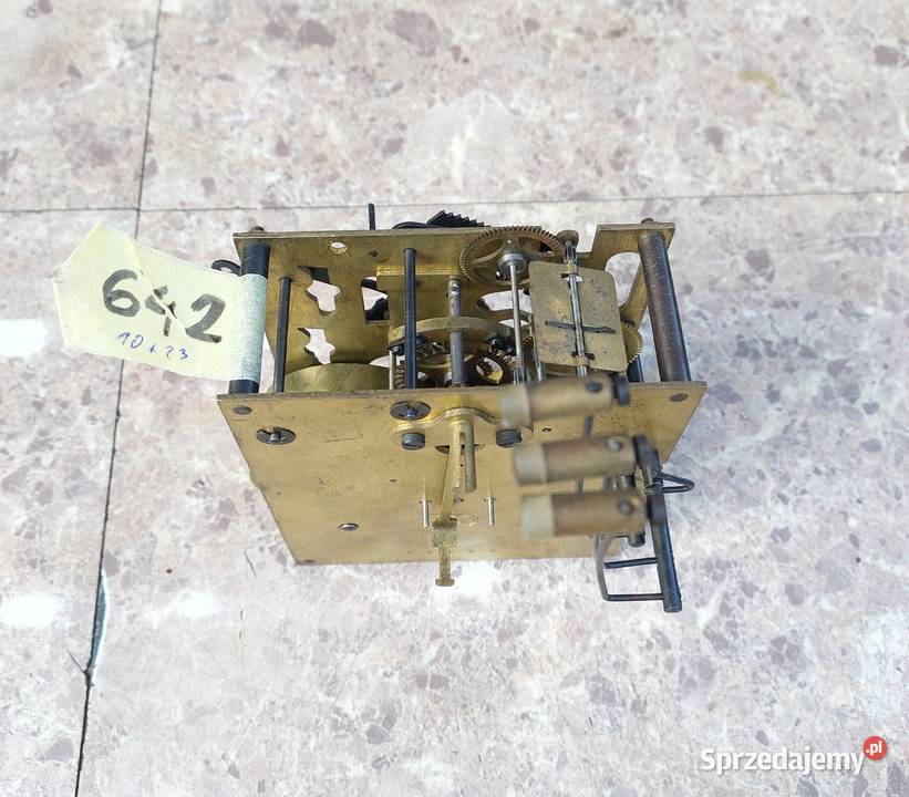 642 Mechanizm starego zegara ściennego Metron pomorskie Tczew